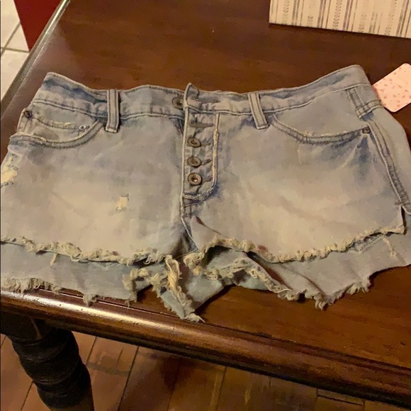 Free People slouch shorts! - Picture 3 of 7